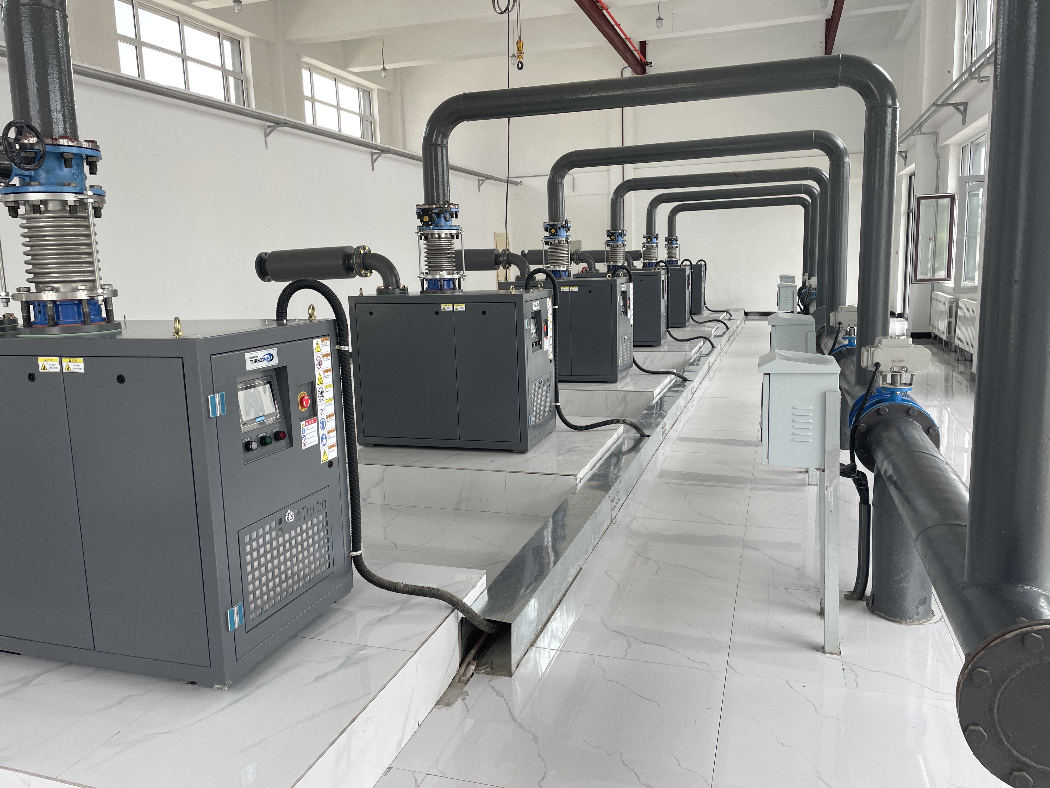 磁懸浮離心鼓風機